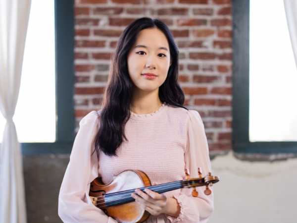 Violinist Ellie Kim