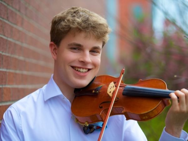 Violinist Nate Strothkamp